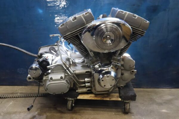2000-2006 Harley FXSTI Softail Engine motor